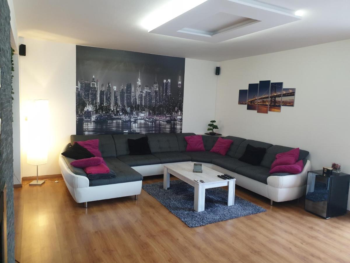 Mezonetovy Apartman V Centre Novej Dubnice Ilava Bagian luar foto